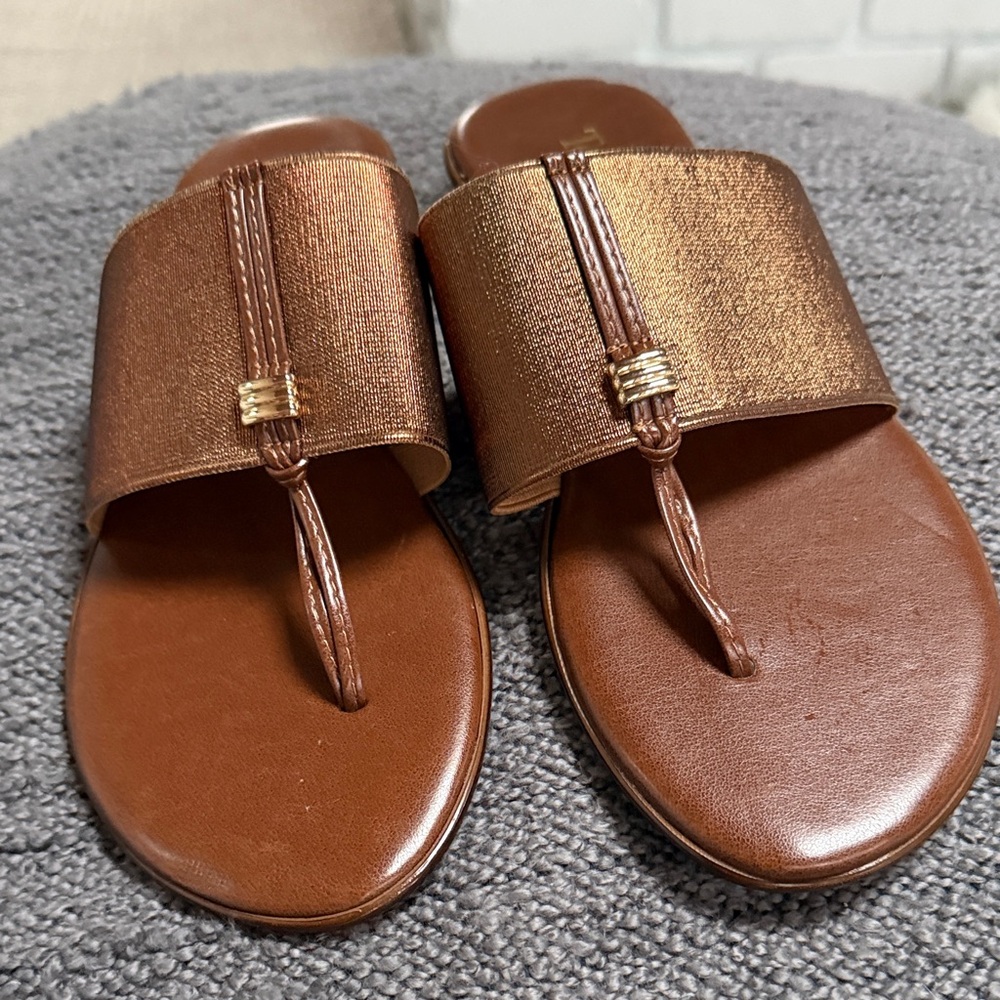 Tuscanella of Italy metallic copper  Elastic Toe-Post Sandals